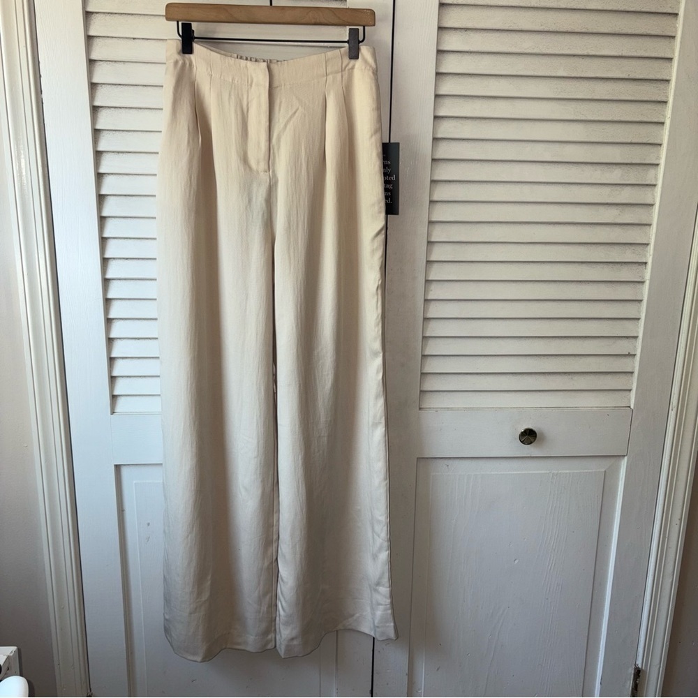 NWT Tuckernuck Pomander Place Cava Pleated Wide Leg Pants Tan Women’s M Preppy - Picture 2 of 5